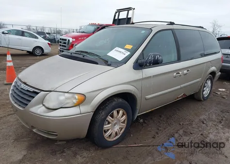 2006 Chrysler Town & Country Touring from USA, damaged, VIN 2A4GP54L76R825439